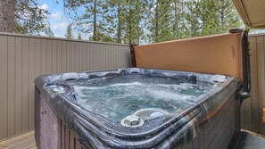 Private Hot Tub - Private Hot Tub