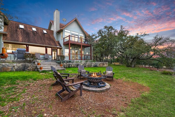 Casa Robles Bluebonnet suite is the perfect getaway