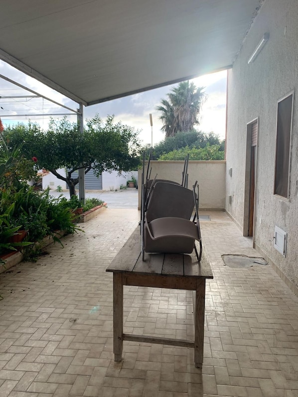 Terrace/patio