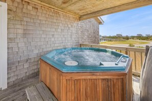 Surf or Sound Realty - 1196 - Island Dawn - Hot Tub