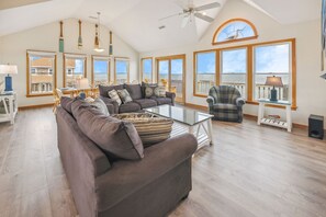 Surf or Sound Realty - 1196 - Island Dawn - Great Room -1