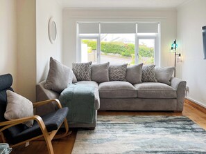 Living room | Estuary Retreat, Llanelli