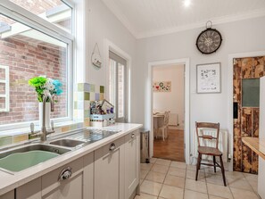 Kitchen | High Tide House, Heacham