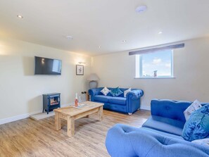 Living room | Wheston House Farm Holiday Cottages- Stable View - Wheston House Farm Holiday Cottages, Tideswell