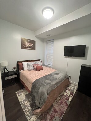 Queen bed with all bed amenities provided