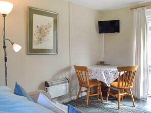Open plan living space | Beachside, Llansteffan