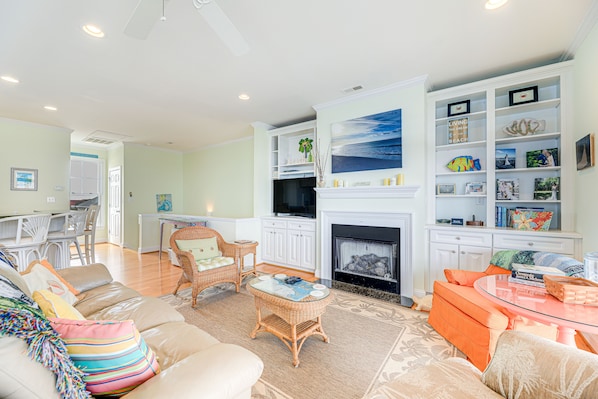 Atlantic Beach Vacation Rental | 2BR | 3.5BA | 1,800 Sq Ft | Steps Required