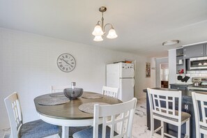 Dining Area | Kitchen | Cooking Basics
