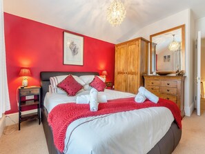 Second floor Double bedroom | Casa Musica, Broadstairs