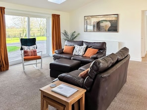 Light, bright and airy - high ceiling open plan living room | The Crofts, Winsford