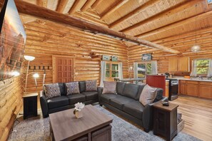 Stunning Log Interior for a Cozy, Mountain Stay