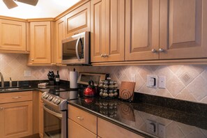 S-330 - Kitchen-2