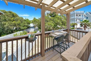 30A Hideaway | Outdoor Lounging Area
