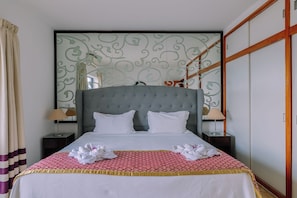 Bedroom. Exact unit will be assigned upon arrival. Views, colors and decor may vary.