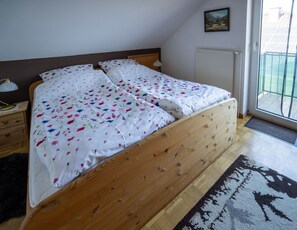 Ferienwohnung 1-3 Pers., 45 m²-Wohliges Doppelbett im Schlafzimmer