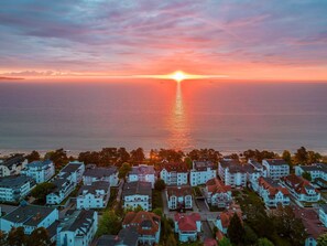 Sonnenaufgang über der Villa Strandidyll