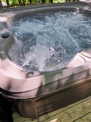 Welcome the season in our new 4 person hot tub. Just added last week.