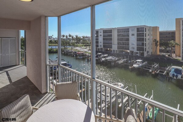 Welcome to Island Living at Casa Marina 323