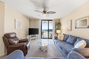 Living Area with Gulf Views