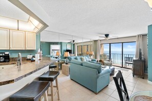 Living Area with Gulf Views