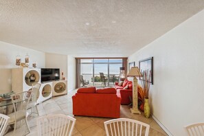 ,Living Room,
