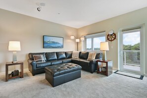 1238 Vacation by the Sea