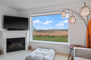 613 Vacation by the Sea