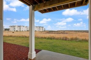 613 Vacation by the Sea