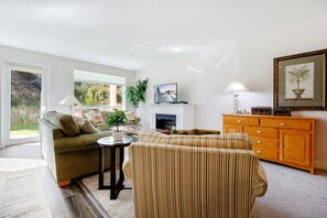 1313 Vacation by the Sea