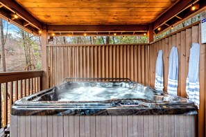 Covered Hot Tub on Deck