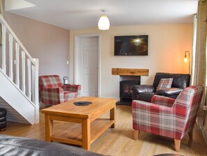 Living area | Frondeg, Tanygroes