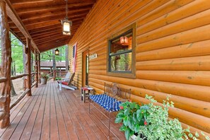 Enjoy seating on the front porch as well!