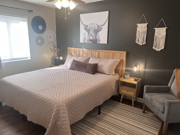 Bedroom #1 - King