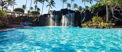 Ocean Tower by Hilton Grand Vacations_1.jpg