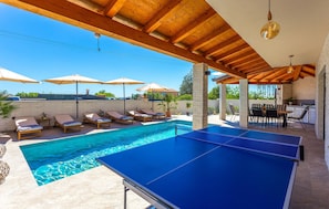 pool