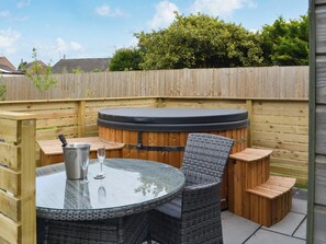 Outdoor area | Lancaster - Ye Old Red Lion Holidays, Holme upon Spalding Moor, near York