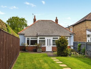 Exterior | Carolyn House, Ellington, near Cresswell