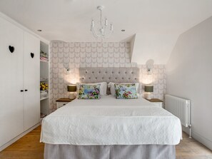 Double bedroom | The Swan Hotel (Newby Bridge Ltd)- The Owl Nest - The Swan Hotel (Newby Bridge Ltd), Newby Bridge, near Lowick