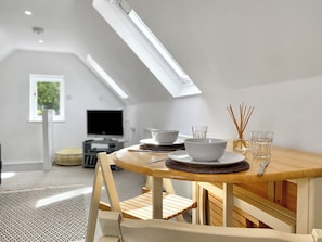 Dining Area | The Annexe at Woodside, Kimpton near Andover