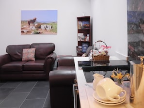 Open plan living space | Bwthyn y Celyn, Conwy Town