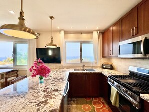 Kitchen (2)