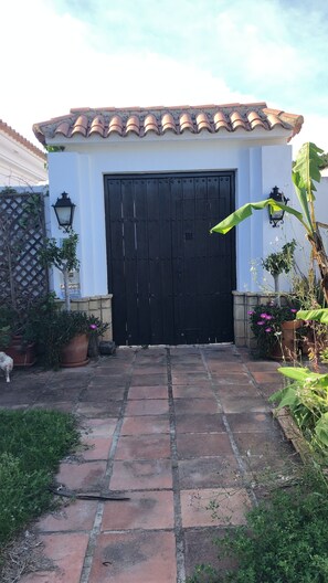 Exterior detail