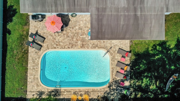Get some sun, make a splash, and grill up some burgers in the sunny backyard.