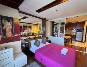 Iconic Patong Tower - full sea view, 150m to beach (11847)