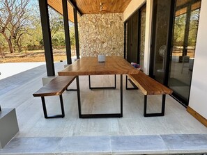 Outdoor dining
