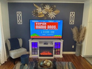 Re-live some great memories while playing multiple classic Nintendo games.