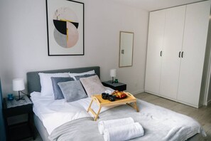 Stay stylish and connected in our Rentujemy-managed apartment