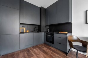 Kitchen | Book Now with RENTUJEMY.COM
