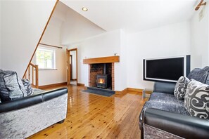 Brittas Bay Holiday Village No.7-seaside accommodation available in Co. Wicklow
