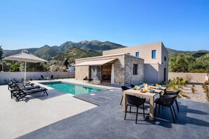 Villa Anthelia image